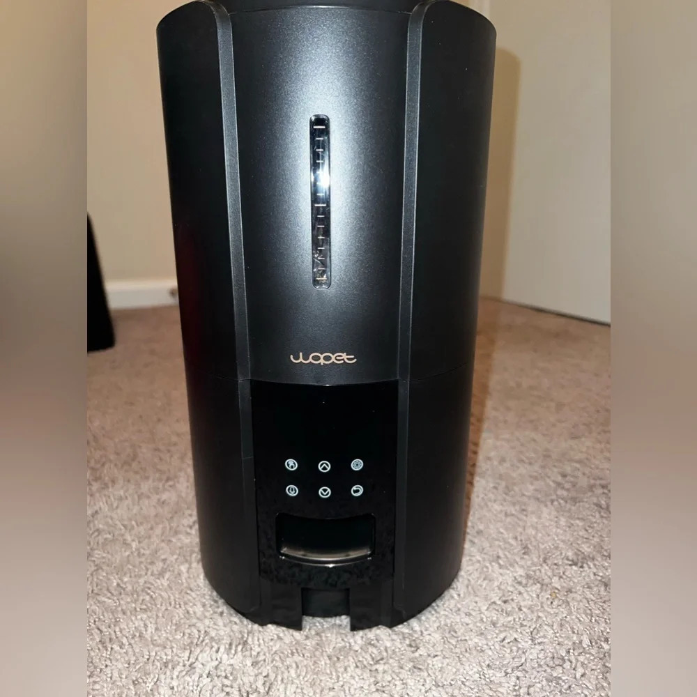 NIB Automatic Dog or Cat Feeder - Picture 2 of 10